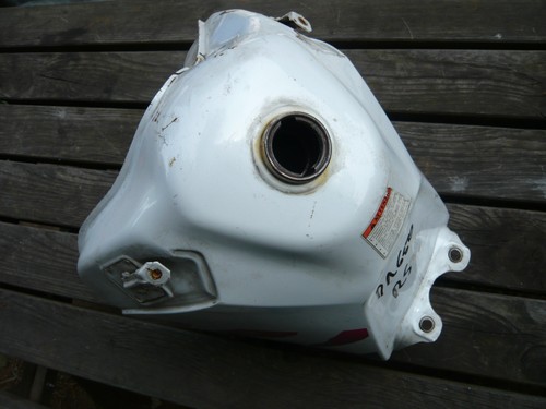 Suzuki 650 tank - dr, rs