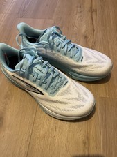 Brooks Launch 11 Gr. 45, white