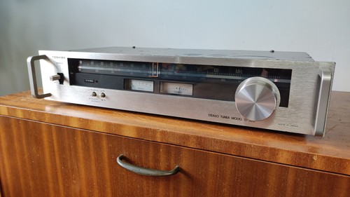Toshiba 330 stereo - st-330,