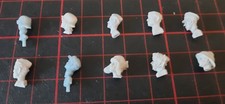 Modellbau 1/35    10 Resin Figurenköpfe
