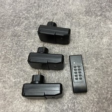 MUMBI Funksteckdosen-Set 24279, schwarz, Outdoor, 3 Steckdosen