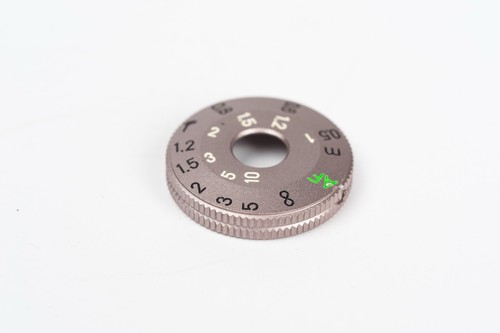 Contax focus dial - 1,  focus