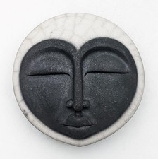 SUE HANNA RAKU GEBRANNTE