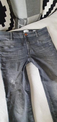 Closed cropped worker ankle - cropped,
