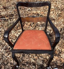 Alter Holzstuhl Holzsessel