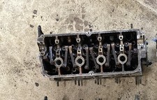 SUJZUKI JIMNY G13B ZYLINDERKOPF ZYLINDER KOPF OHNE DECKEL GEBRAUCHT !!!!