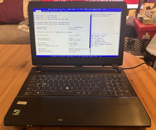 Clevo p650hs gaming - p650hs, i7