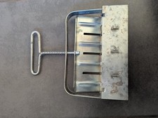 Erdballenpresse /Erdpresse zur Pflanzenanzucht  aus Metall 