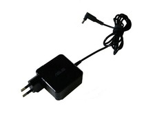 Asus Model AD890026 AC Adapter 19V DC 1.7                                  **11