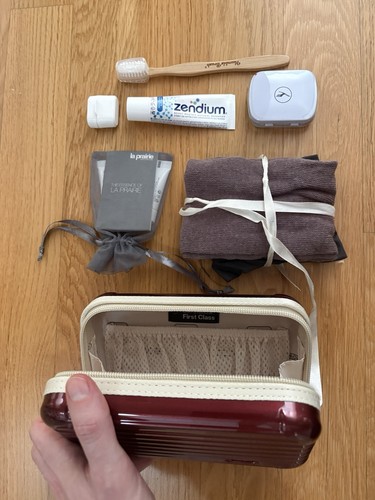 Lufthansa rimowa amenity kit - amenity,