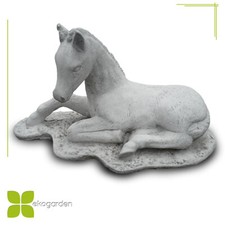 Liegendes Pferd Skulptur 413