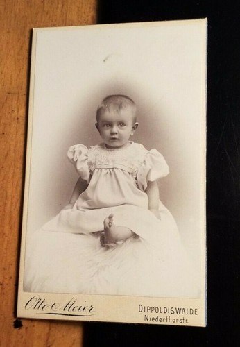 Sitting small child baby cdv - sitting,