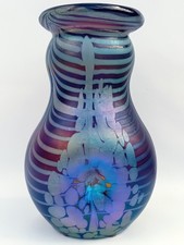 Seltene Glasvase Freiherr von Poschinger Petrolfarben Irisierend Kammzug