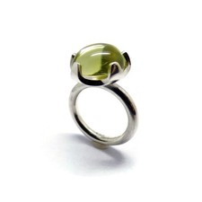 Schmaler Silberring mit Lemoncitrin – Blütenhaft & Handgefertigt