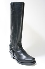 7767 Sendra Boots
