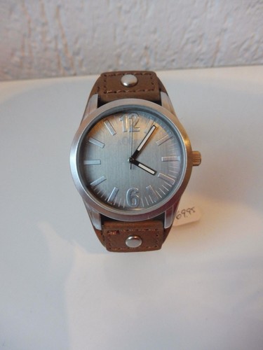 Sehr schöne armbanduhr - sehr,