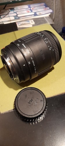 Sigma zoom 200mm 8 - sigma, 1:3.8-5.6