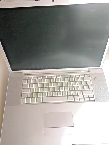 Apple macbook pro a1261 - apple,