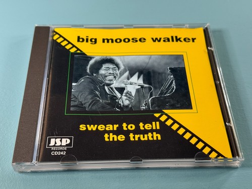 Johnny big moose - moose,