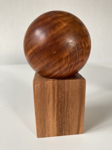 Holzkugel aus zwetschge - holzkugel,