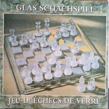 Schachspiel aus Glas - neu