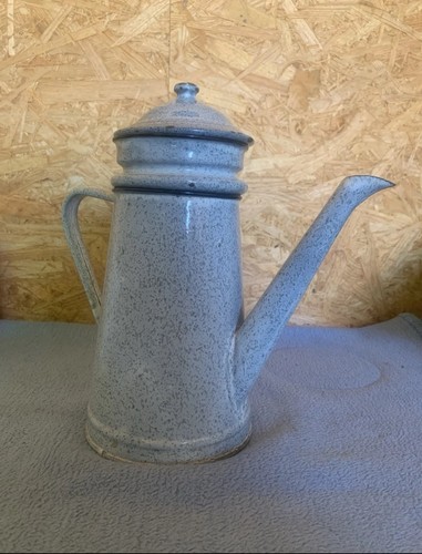 Alte emaillierte kaffeekanne - alte,