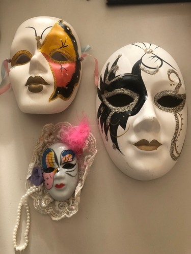 Wand deko masken - wand,