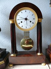 Empire  Pendule  -  Präzisions - Portaluhr um 1810