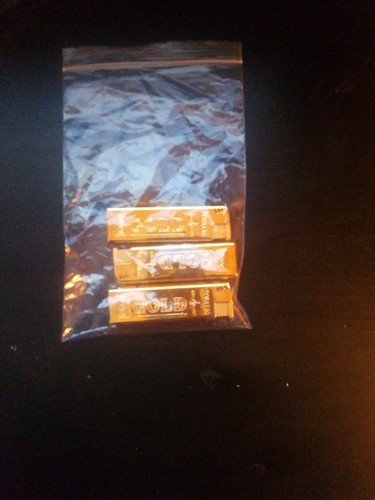 Goldene feuerzeuge 3er pack - feuerzeuge,