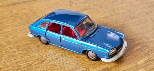 Märklin 1825 volkswagen 411 - 1825,