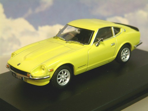 Oxford diecast s30 datsun - diecast,