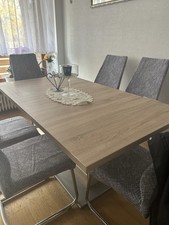Tischgruppe mit 6 Stühlen, gebraucht und gut erhalten. Nur Selbstabholer.