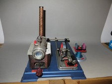 Kleine Wilesco Dampfmaschine mit Schleifstein