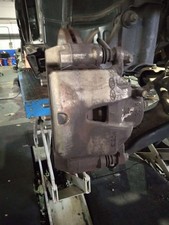 58130D7500 BREMSSATTEL VORN