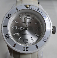 Weiße ASCOT Design Quarz Analog Armbanduhr
