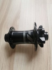 CT Contec Vorderradnabe 15,100mm 28 Loch Steckachse DISC 6-Loch Schwarz