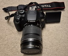 Canon eos 650d ef-s 18-135 is