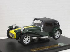 Lotus / Caterham Super Seven 1957-1973 in dunkelgrün Box Anson 30317 1:18