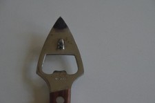 Vintage Flaschenöffner mit Holzgriff / Länge 30 cm / zum Aufhängen