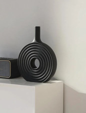 Skulpturale Keramikvasen