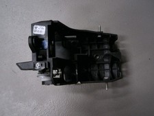 Betätigungseinheit Halter Schaltknauf 8200831615 1461 CCM 76 KW Renault Scenic