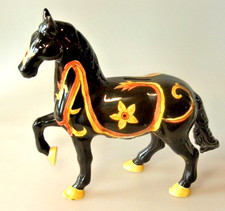 Pferd  Figur Porzellan Keramik