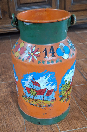 Alte milchkanne bemalt l - milchkanne,