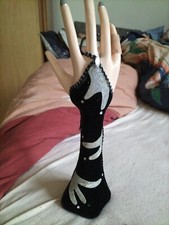 Schmuckhand Ringhand