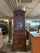 Antiker Sekretär mit Glasvitrine – echtes Schmuckstück aus massivem Holz