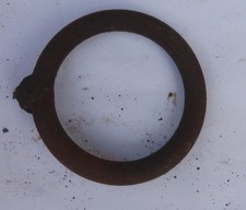 1 Stück alter Ring Eisenring Öse rostig aus Eisen ? STAHL ERSATZTEIL dick Fe #