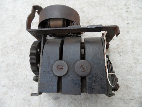 Alter zündmagnet mit - alter, glocke