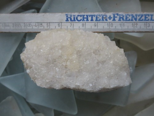 Fluorit auf turonsandstein - fluorit, xx