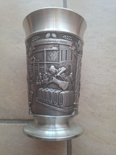 Zinnbecher silberfarben mit