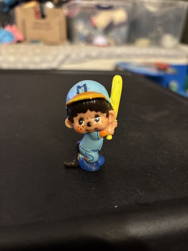 Monchichi baseball mini figure - baseball,